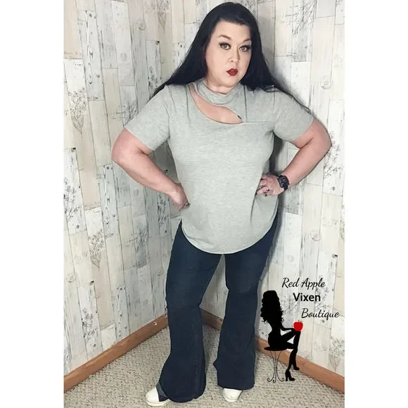 High Waisted Flare Jeans - Picture 3 of 4